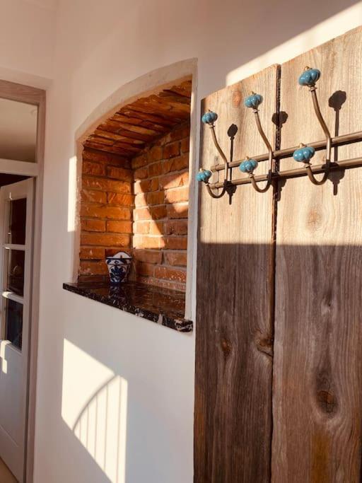 Dvojizbovy Apartman V Blizskom Centre Bardejova Luaran gambar