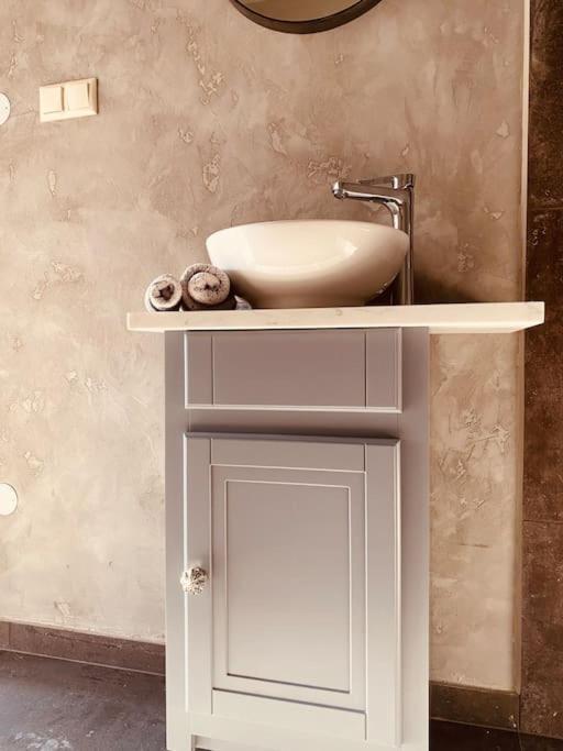 Dvojizbovy Apartman V Blizskom Centre Bardejova Luaran gambar